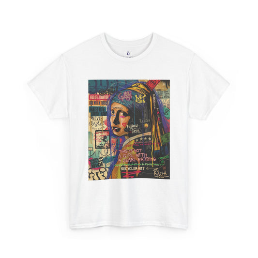 💎 Camiseta “Not a Girl with a Pearl” – Inspirada en Vermeer